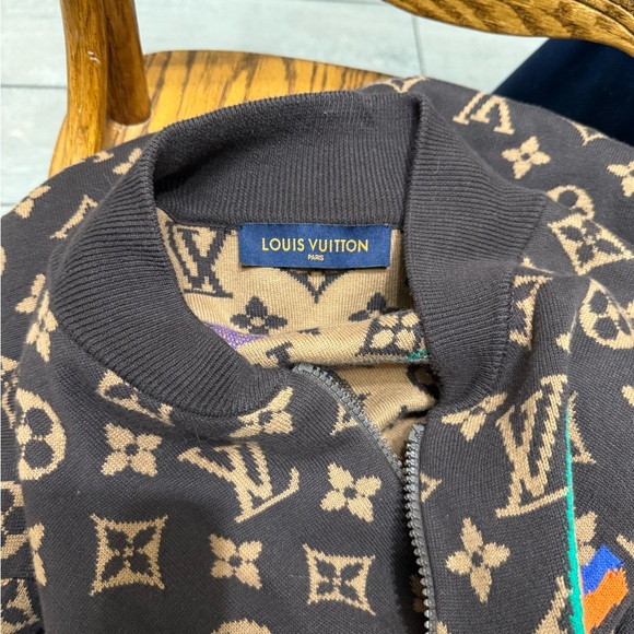 Louis Vuitton Monogram Brown Jacket - Picture 5 of 5